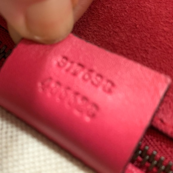 Authentic Gucci clutch - Picture 8 of 8